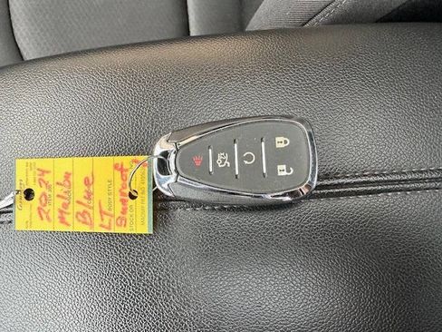 Used 2024 Chevrolet Malibu LT image 18