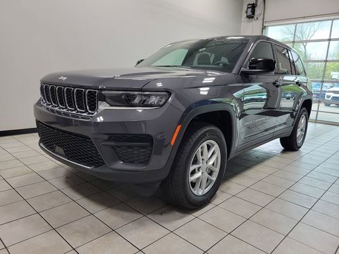 New 2026 Jeep Grand Cherokee Laredo X AWD/4WD image 3