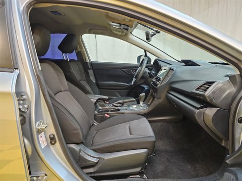 Used 2019 Subaru Impreza 2.0i image 10