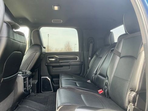 Used 2024 RAM 3500 Laramie w/ Night Edition image 34