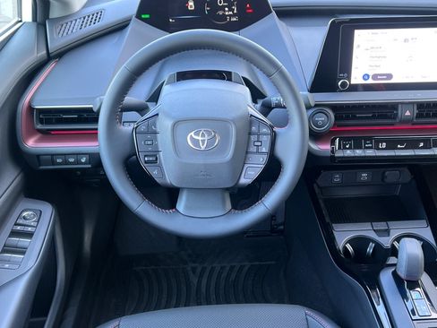 New 2026 Toyota Prius Plug-In Hybrid FWD image 15