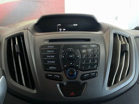 Used 2017 Ford Transit 150 XL image 31