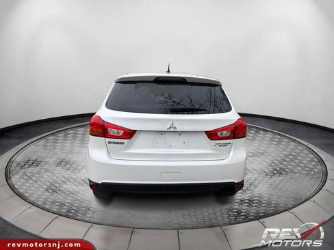 Used 2013 Mitsubishi Outlander Sport ES image 4