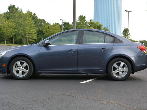 Used 2013 Chevrolet Cruze LT FWD image 8