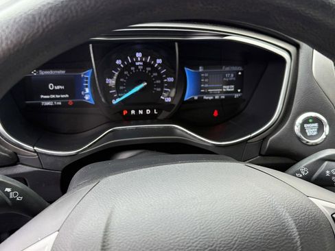 Used 2018 Ford Fusion S image 17