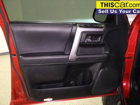 Used 2022 Toyota 4Runner SR5 Premium w/ Moonroof Package image 38