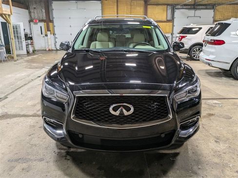 Used 2019 INFINITI QX60 Luxe w/ Sensory Package image 8