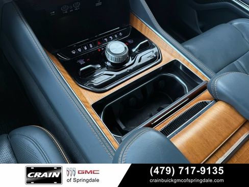 Used 2022 Jeep Grand Wagoneer Series II w/ Convenience Group III AWD/4WD image 19