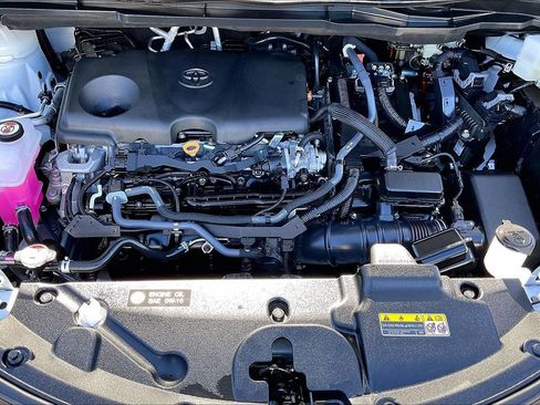 Used 2024 Toyota Sienna LE image 20