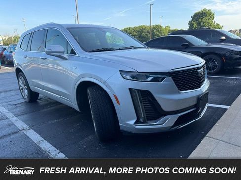 Used 2020 Cadillac XT6 Premium Luxury AWD/4WD image 1