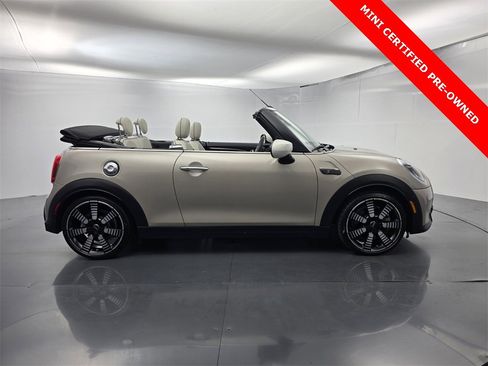 Used 2023 MINI Cooper S image 3