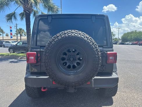Used 2023 Jeep Wrangler Unlimited Rubicon w/ LED Lighting Group AWD/4WD image 4