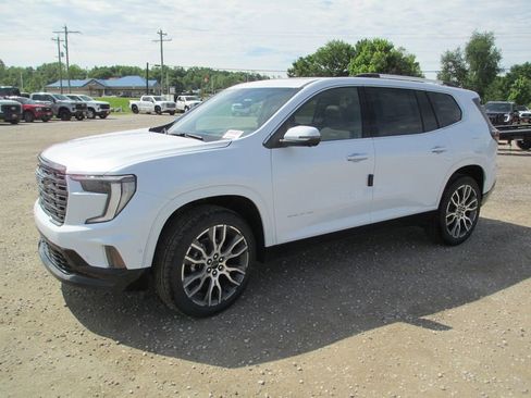 New 2026 GMC Acadia Denali Ultimate AWD/4WD image 9