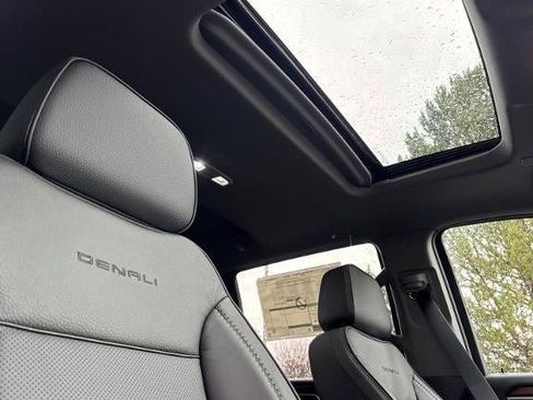 New 2026 GMC Sierra 3500 Denali w/ Denali Reserve Package image 17