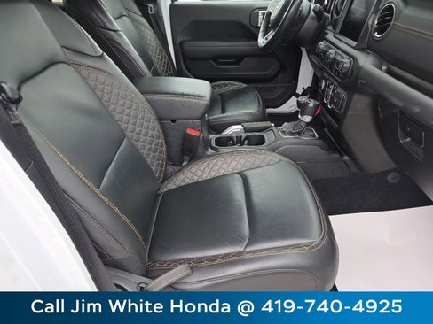 Used 2021 Jeep Wrangler Unlimited Sahara image 24