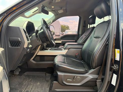 Used 2019 Ford F250 Lariat w/ Lariat Ultimate Package AWD/4WD image 16