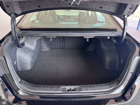 Used 2024 Nissan Altima 2.5 SV FWD image 22