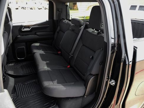 Used 2023 GMC Sierra 1500 Elevation image 40