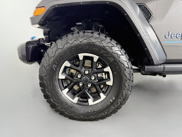 Used 2024 Jeep Wrangler Unlimited Rubicon 4xe w/ Dual Top Group AWD/4WD image 33