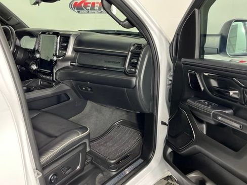 Used 2024 RAM 1500 Limited AWD/4WD image 31
