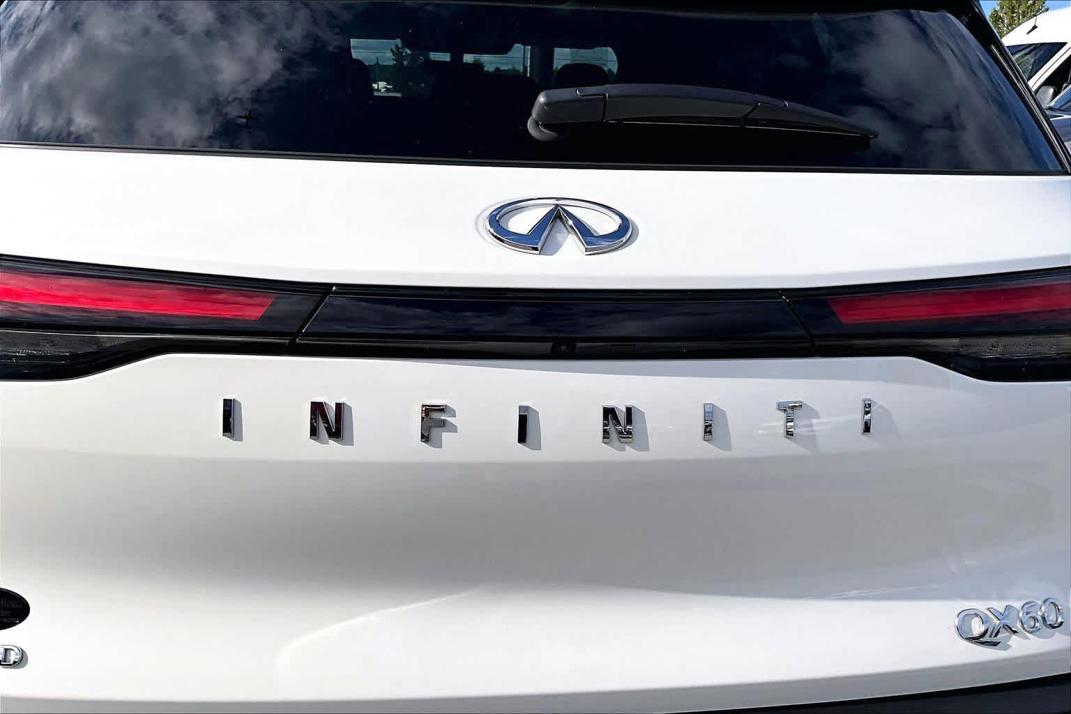 Used 2025 INFINITI QX60 Luxe w/ Vision Package AWD/4WD image 31