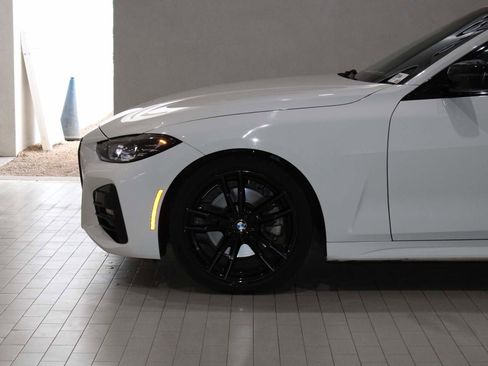 Used 2022 BMW 430i Coupe w/ M Sport Package image 4