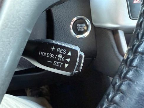 Used 2018 Toyota Highlander Limited image 20