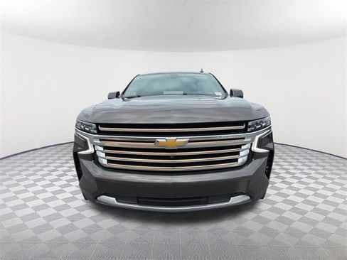 Used 2021 Chevrolet Tahoe High Country w/ Premium Package image 2