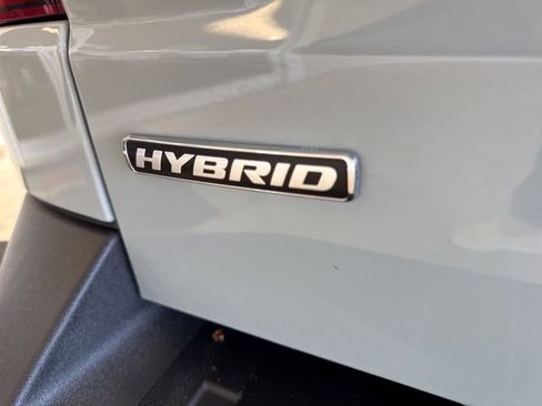 Used 2024 Ford Maverick XL image 31