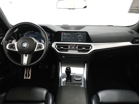 Used 2022 BMW M440i Convertible RWD image 10