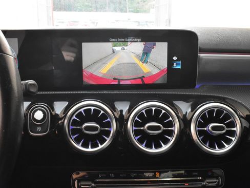 Used 2019 Mercedes-Benz A 220 image 28