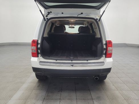 Used 2014 Jeep Patriot Limited image 29