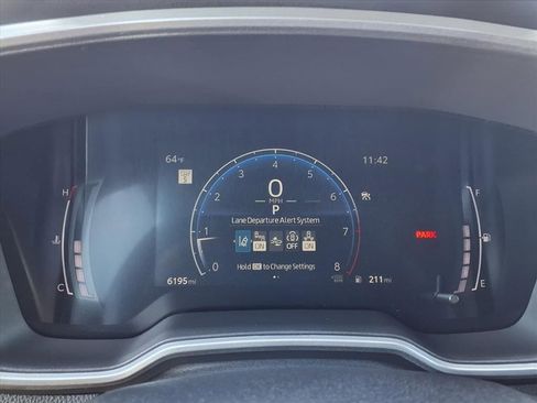 Used 2025 Toyota Corolla XSE image 30