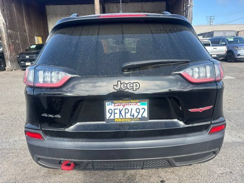 Used 2022 Jeep Cherokee Trailhawk AWD/4WD image 6