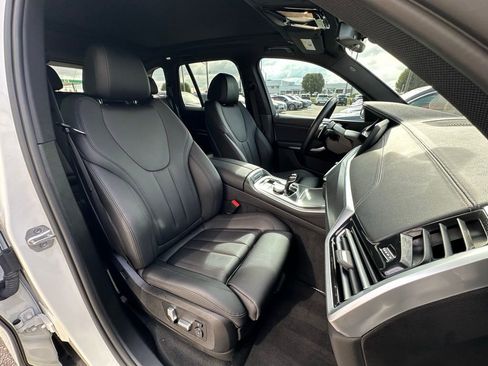 Used 2022 BMW X5 xDrive40i image 32