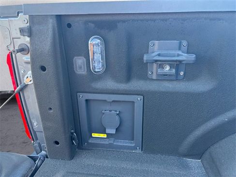 Used 2021 Ford F150 Lariat image 25