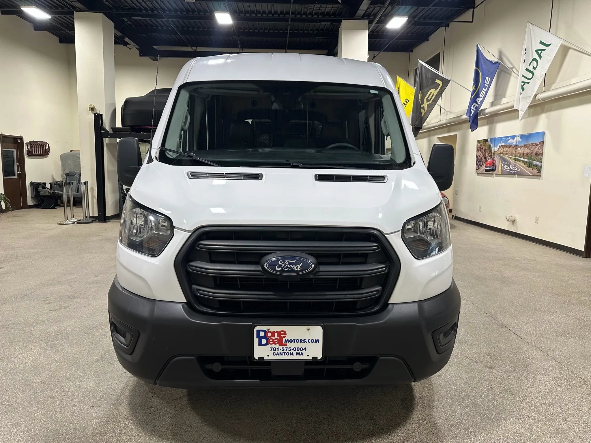 Used 2020 Ford Transit 150 Medium Roof RWD image 3