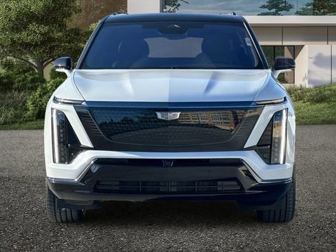 New 2026 Cadillac Vistiq Sport w/ LPO, Floor Liner Package image 9