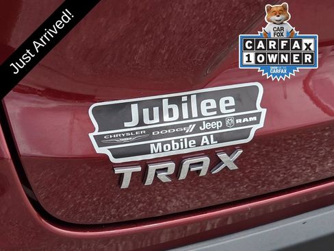 Used 2024 Chevrolet Trax LT w/ LT Convenience Package FWD image 27