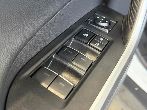 Used 2023 Toyota RAV4 XSE AWD/4WD image 19
