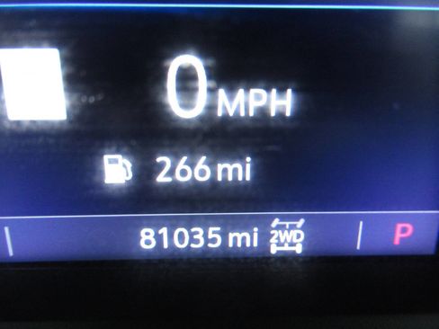 Used 2022 GMC Sierra 3500 AT4 w/ AT4 Preferred Package image 34