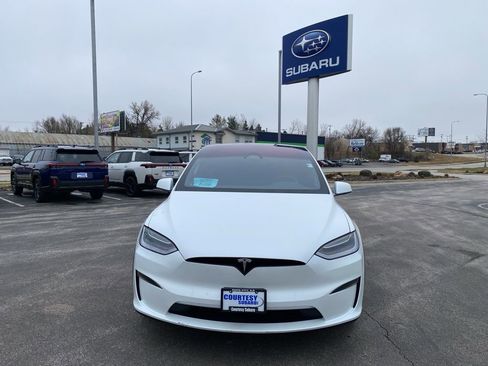 Used 2023 Tesla Model X AWD/4WD image 2