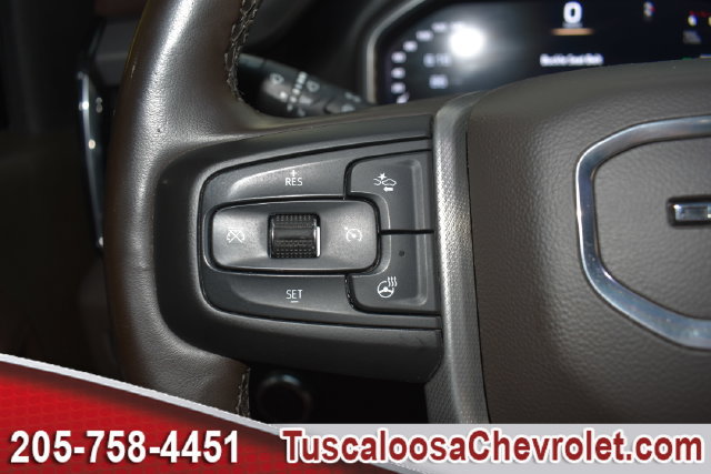 Used 2024 GMC Sierra 2500 Denali w/ Technology Package AWD/4WD image 32