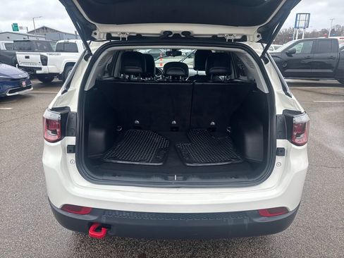 Used 2019 Jeep Compass Trailhawk image 7