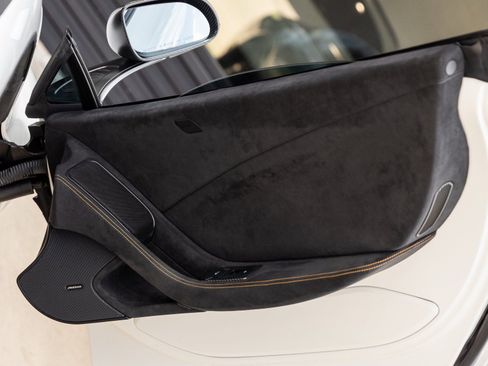 Used 2016 McLaren 675LT Coupe image 40