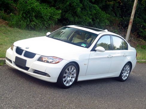 Used 2008 BMW 328i Sedan RWD image 15