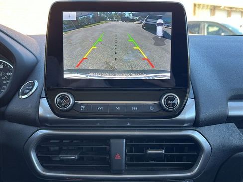 Used 2021 Ford EcoSport SE w/ SE Convenience Package image 4