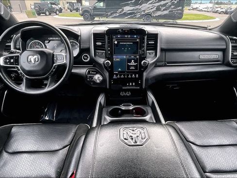 Used 2025 RAM 1500 Laramie AWD/4WD image 16