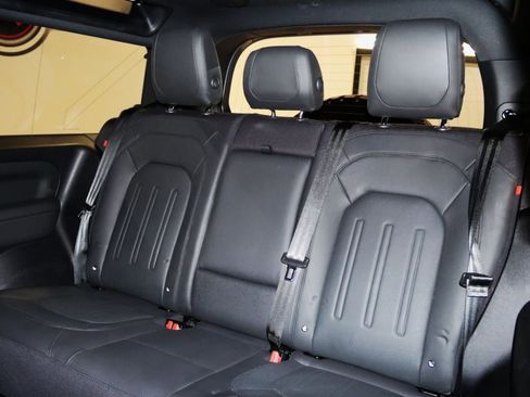 Used 2023 Land Rover Defender 90 X AWD/4WD image 16