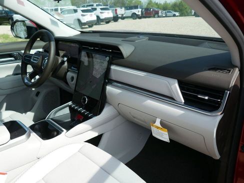 New 2026 GMC Terrain Denali AWD/4WD image 10